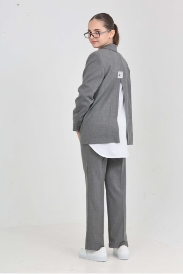 0300-140-176 АНТРАЦИТОВЫЙ КЛАССИЧЕСКИЙ КОСТЮМ СТАНДАРТНОГО КРОЯ