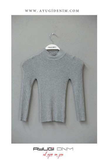 17114-134-182 ТРИКОТАЖНЫЙ СВИТЕР С СЕРЫМ УЗОРОМ