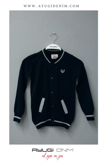 17130-122-170 ЧЕРНЫЙ ЖИЛЕТ НА ПУГОВИЦАХ С ДЛИННЫМИ РУКАВАМИ