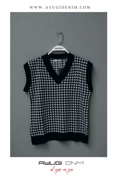 17165-128-164 УЗОРЧАТЫЙ ВЯЗАНЫЙ СВИТЕР-БЕЗРУКАВКА