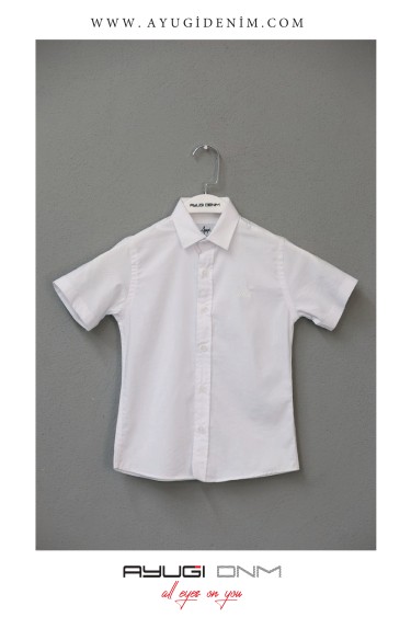 18111-116-140 БЕЛАЯ РУБАШКА С КОРОТКИМ РУКАВОМ НА ПУГОВИЦАХ