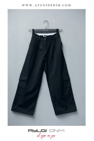 9395-134-164 ЧЕРНЫЕ БРЮКИ С БОКОВЫМИ КАРМАНАМИ НА ЭЛАСТИКЕ СЗАДИ