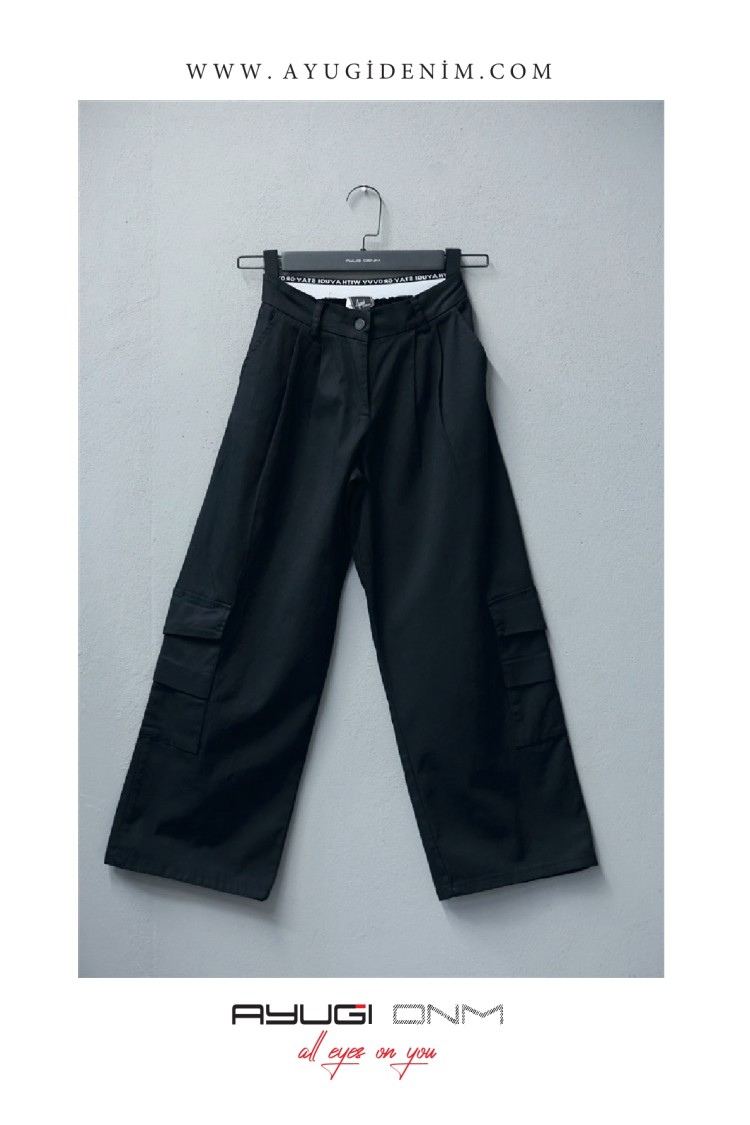 9395-134-164 ЧЕРНЫЕ БРЮКИ С БОКОВЫМИ КАРМАНАМИ НА ЭЛАСТИКЕ СЗАДИ