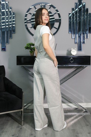 17279-140-170 AÇIK GRİ V YAKA ÇİZGİLİ YELEK