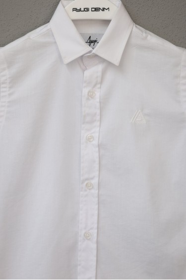 18111-116-140 БЕЛАЯ РУБАШКА С КОРОТКИМ РУКАВОМ НА ПУГОВИЦАХ